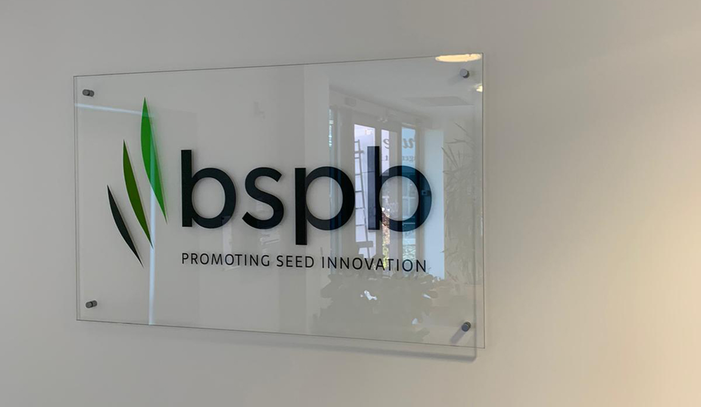 Business Signs Bishops Stortford Hertfordshire Essex